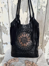 Load image into Gallery viewer, Sunflower Fringe Leather Shoulder Tote Bag